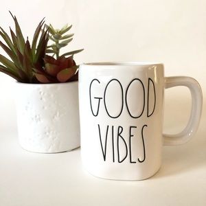 NEW Rae Dunn | GOOD VIBES mug